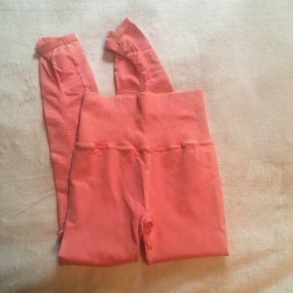 LAST CHANCE FP Movement Good Karma Leggings NWOT** - Picture 7 of 15